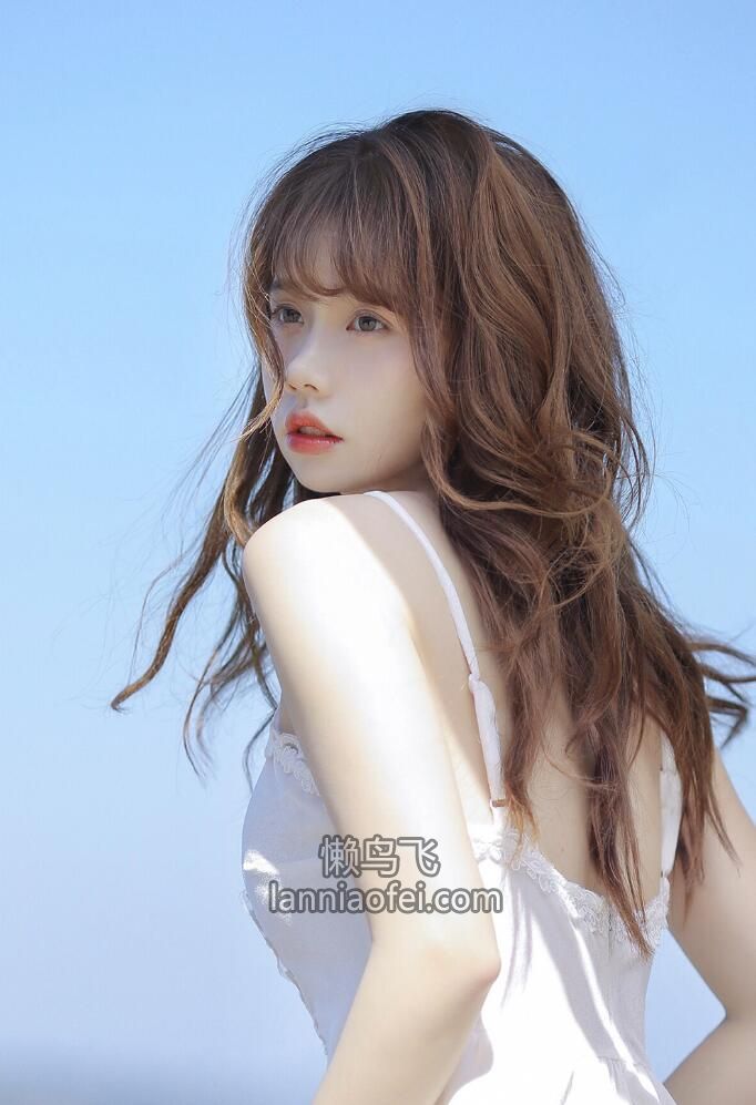 蔚蓝之海边